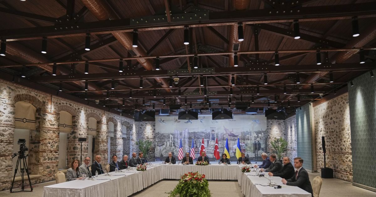 Constantinople: Ukraine and Russia talks start after yesterday’s fiasco