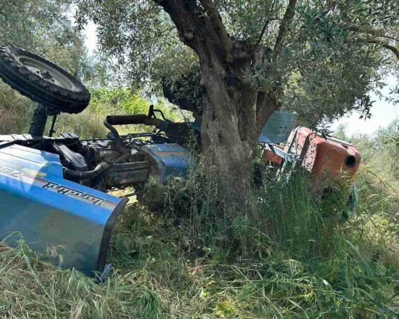 Αγρίνιο: Νεκρός 67χρονος που καταπλακώθηκε από το τρακτέρ του – Τον βρήκε χωρίς τις αισθήσεις του ο γιος του