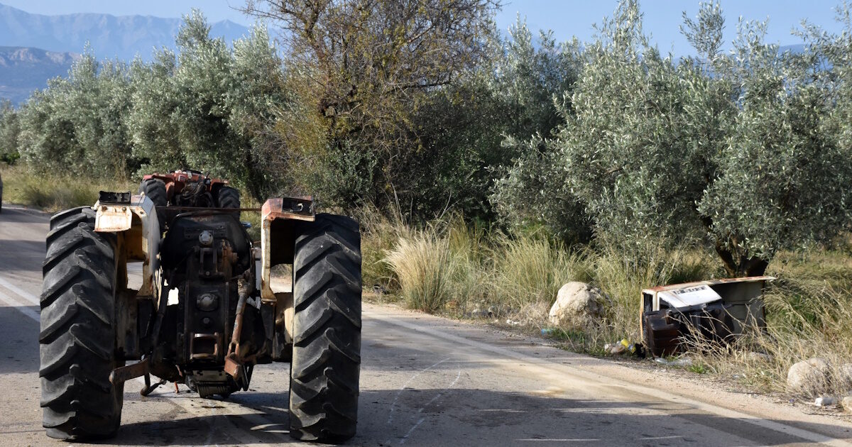 Halkidiki: Man lost his life when he was struck by tractors