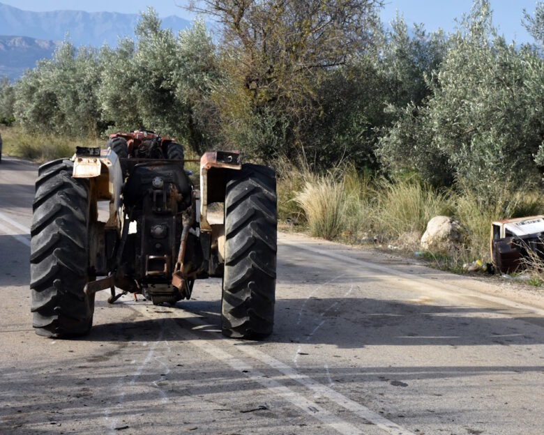 Χαλκιδική: Άνδρας έχασε τη ζωή του όταν καταπλακώθηκε από τρακτέρ