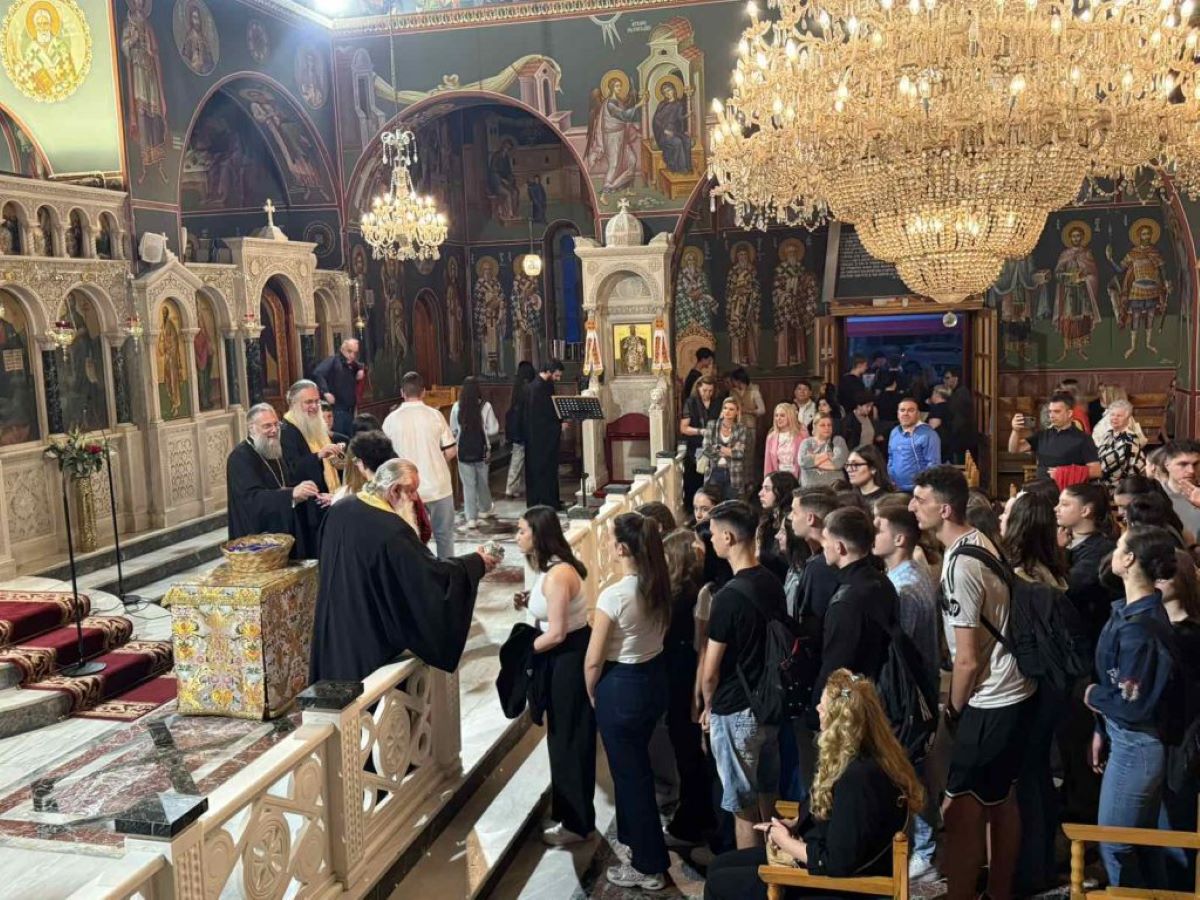Dozens of students attended the Liturgy at the Holy Metropolitan Church of St. Nicholas Trikala