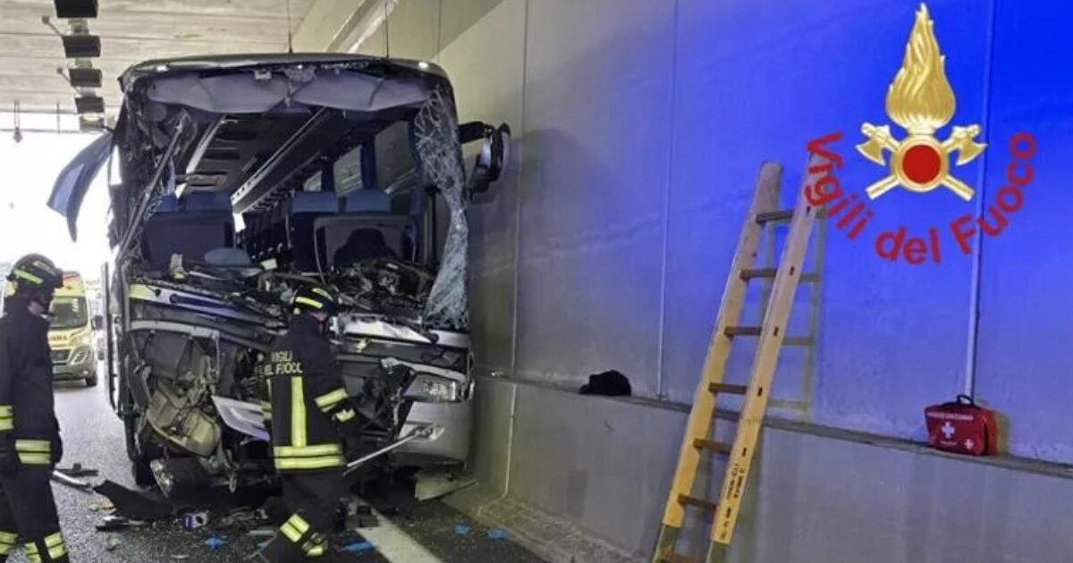 Italy: Truck collided by school bus in Como – Dead A teacher, injured 2 students