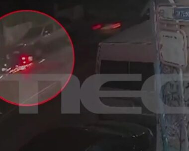 Η στιγμή του τροχαίου στο Περιστέρι