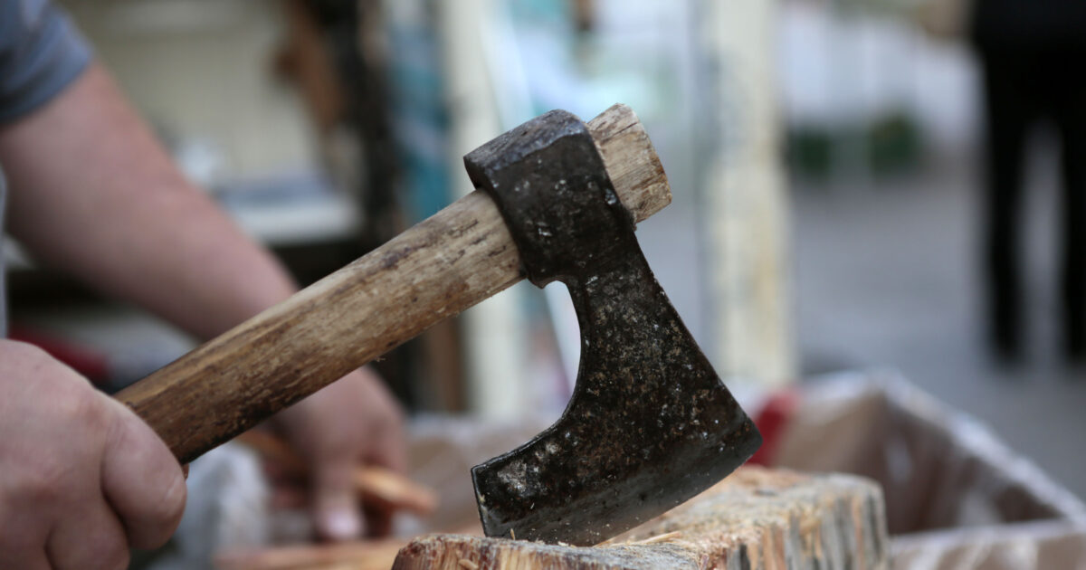 Chania: 35 -year -old was attacked with ax at a time driving machine