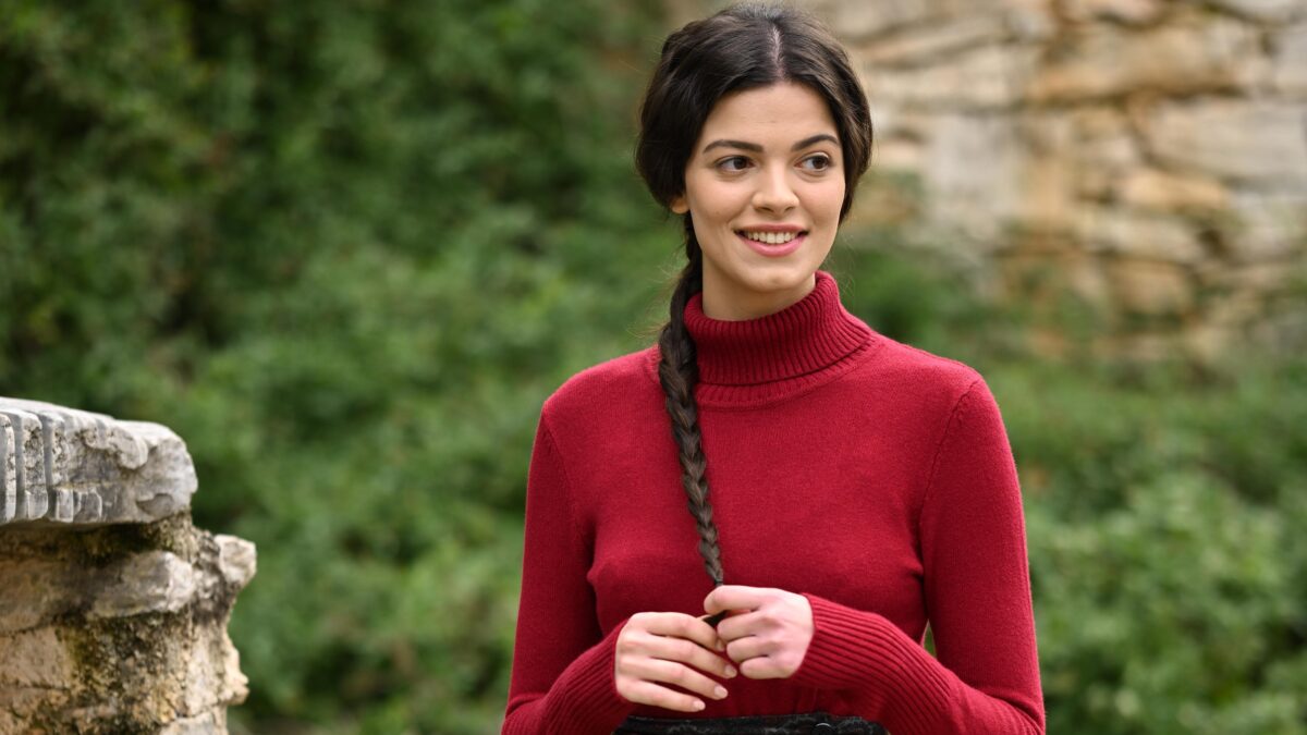 Τζένη Καζάκου