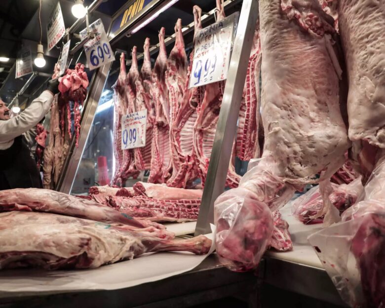 Αυξημένοι κατά 92% οι έλεγχοι στα τρόφιμα κατά το φετινό Πάσχα – Εντοπίστηκαν 218% παραπάνω παραβάσεις