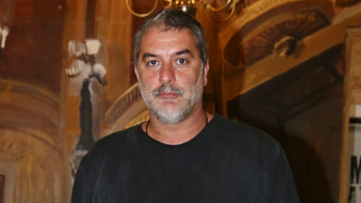 Ο Βασίλης Μπισμπίκης