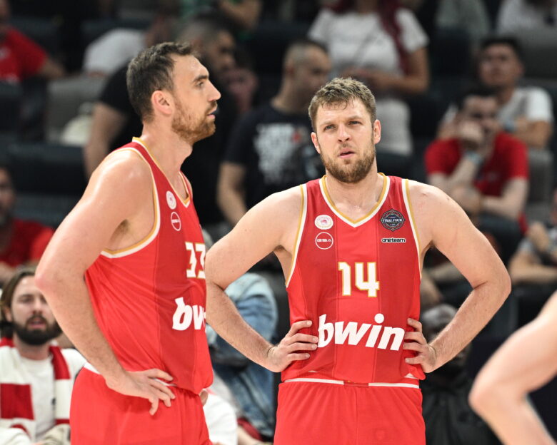 Ολυμπιακός – Μονακό 68-78: O Βασίλης Σπανούλης πέταξε εκτός τελικού της Euroleague τους Πειραιώτες