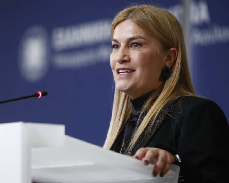 Σέβη Βολουδάκη για την απώλεια του συζύγου της: «Ο πόνος είναι μεγάλος και παραμένει μέσα»