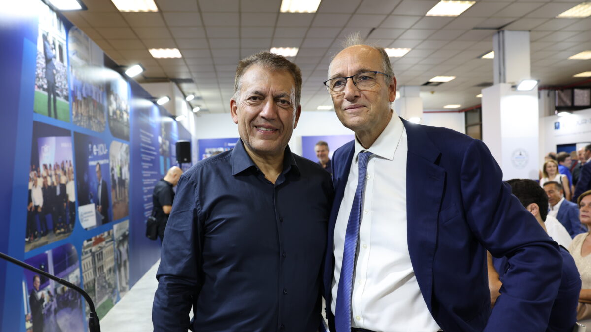 Ο Γιάννης Βρούτσης με τον Βαγγέλη Λιόλιο
