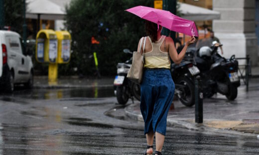Άνθρωπος στη βροχή