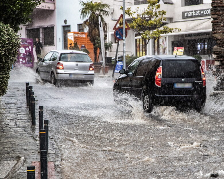 Καιρός: Καταιγίδες, χαλάζι και ισχυροί άνεμοι φέρνει το βαρομετρικό «INES» – Έκτακτο δελτίο μέσα στην ημέρα
