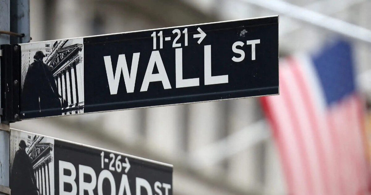 Wall Street: Closed with Dow Jones falling over 100 points