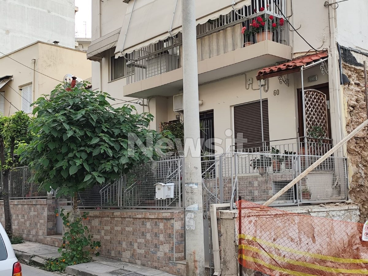 Το σπίτι όπου βρέθηκε στραγγαλισμένη η γυναίκα στη Νέα Χαλκηδόνα