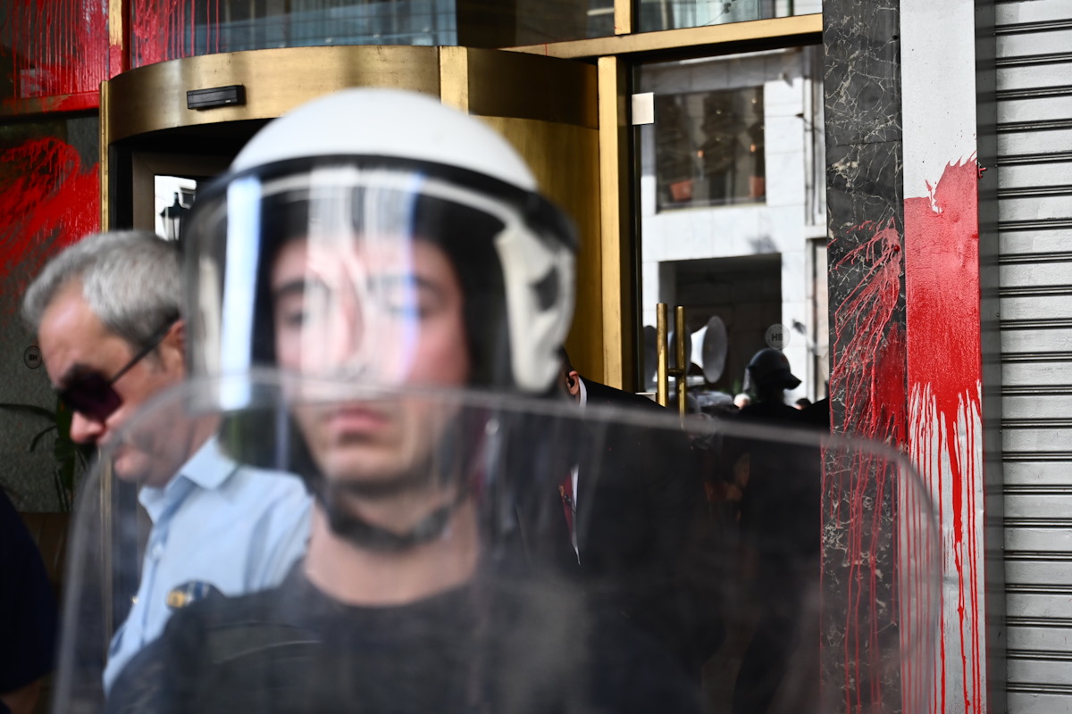 Μπογιές σε ξενοδοχείο