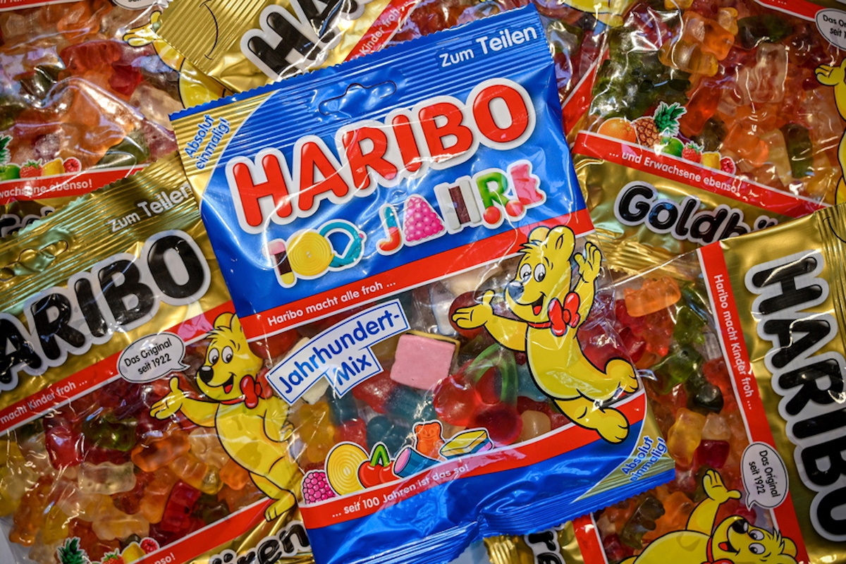 Σακούλες με ζελεδάκια της εταιρείας Haribo