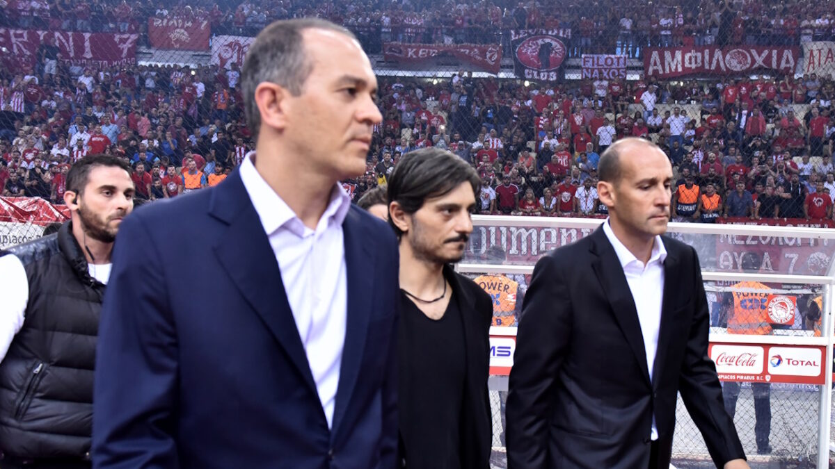 Αγγελόπουλοι και Γιαννακόπουλος σε παλαιότερο ντέρμπι "αιωνίων" στο ΣΕΦ