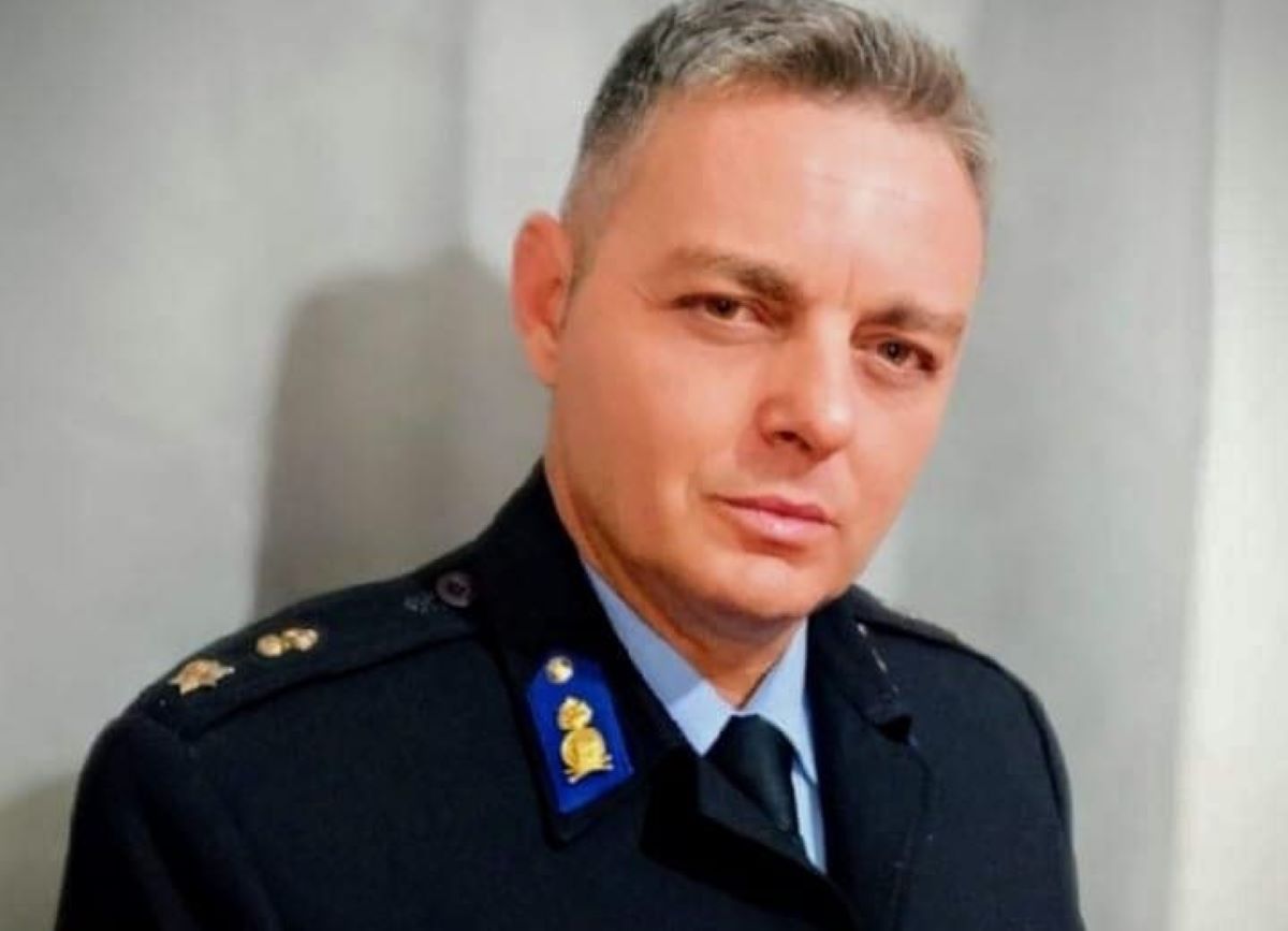 Ο επιπυραγός, Δημήτρης Λιότσιος