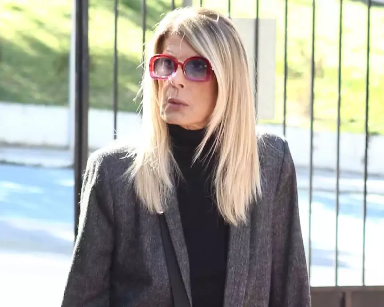 Εύη Δρούτσα: «Αυτοί οι άνθρωποι είναι οι πιο μαλ@@ες» είπε on air η γνωστή στιχουργός