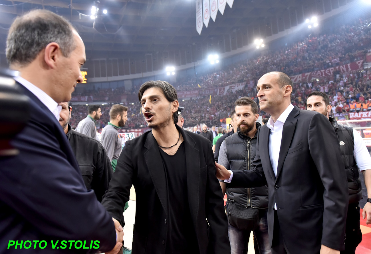Δημήτρης Γιαννακόπουλος και αδερφοί Αγγελόπουλοι  (ΦΩΤΟ ΒΑΓΓΕΛΗΣ ΣΤΟΛΗΣ