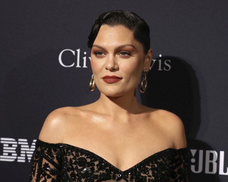 Η Jessie J διαγνώστηκε με καρκίνο του μαστού δύο χρόνια μετά τη γέννηση του παιδιού της