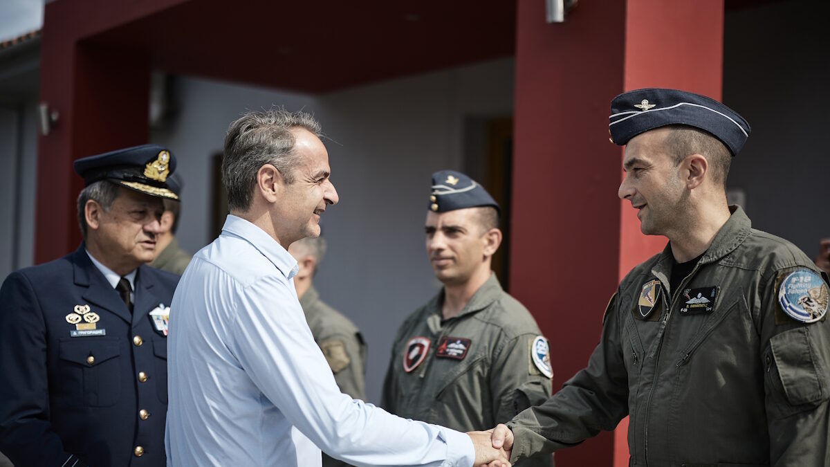 Ο Πρωθυπουργός, Κυριάκος Μητσοτάκης στην 111η Πτέρυγα Μάχης στη Νέα Αγχίαλο