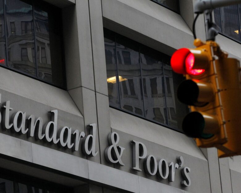 «Πράσινο φως» από Standard & Poors στην πρόωρη εξόφληση των δανείων του πρώτου μνημονίου