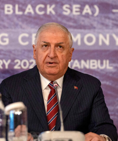 Γιασάρ Γκιουλέρ