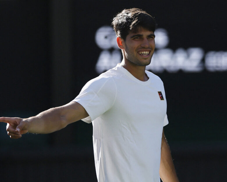 Wimbledon: Ο Κάρλος Αλκαράθ χρειάστηκε 4,5 ώρες για να νικήσει τον 38χρονο Φονίνι