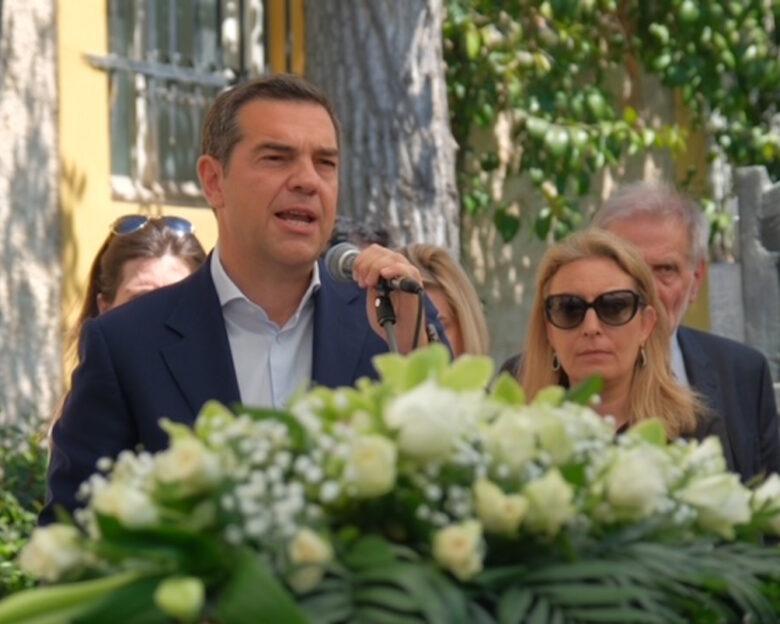 Τσίπρας για Μυρσίνη Ζορμπά: Οδηγός μας η ιδέα της ότι η δημοκρατία πρέπει να υπάρχει στην καθημερινή μας κουλτούρα