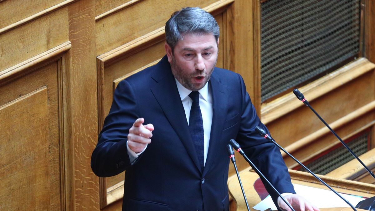 Ο πρόεδρος του ΠΑΣΟΚ-ΚΙΝΑΛ Νίκος Ανδρουλάκης