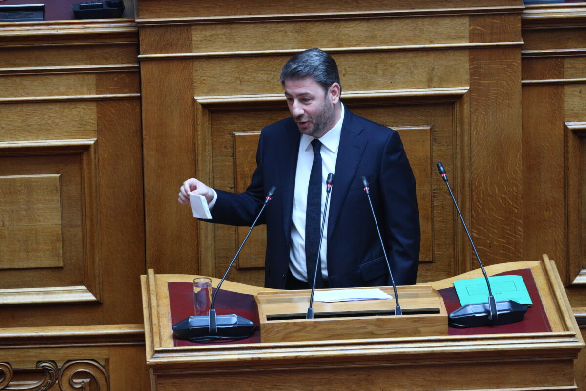 Ο Νίκος Ανδρουλάκης στη Βουλή