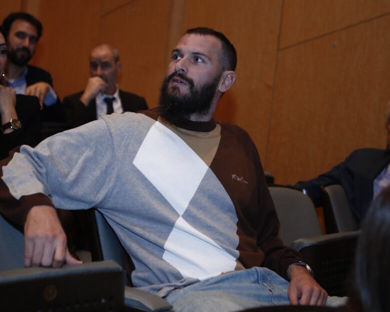Ο 44χρονος Αντώνης Φώτσης ανανέωσε με τον Ηλυσιακό: «Μία ιστορία που δε θα τελειώσει ποτέ»