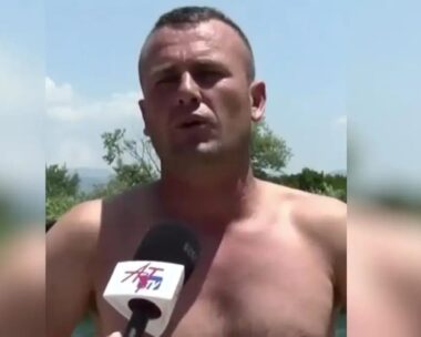 Ο άνδρας που ανέσυρε τα 2 παιδιά από τα νερά του Αράχθου