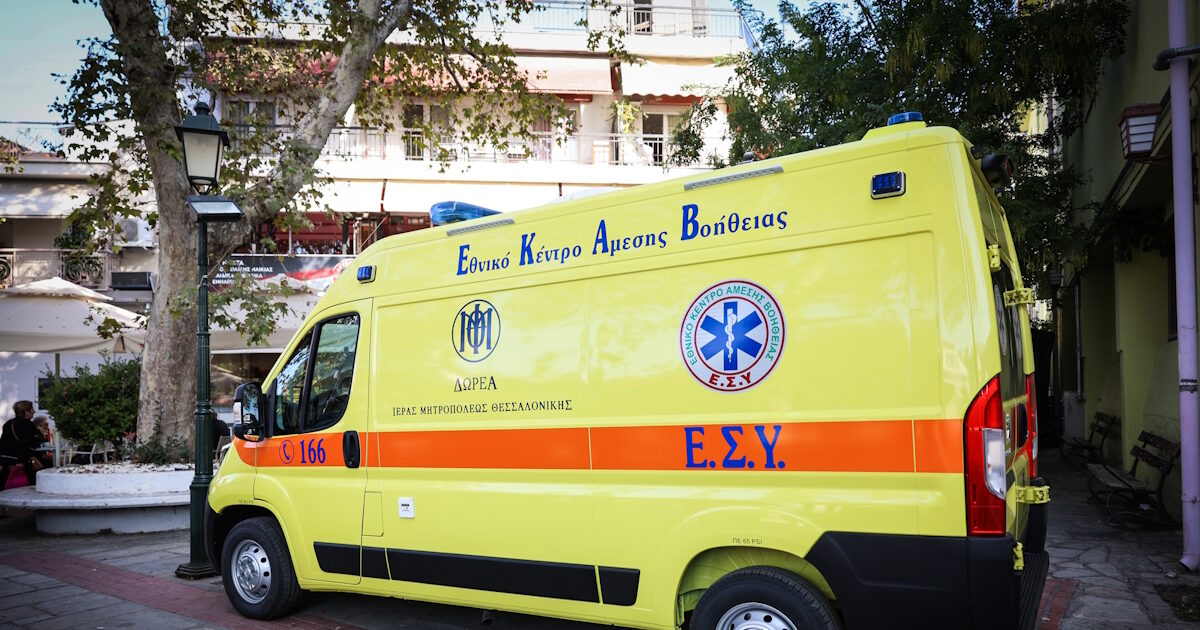 Θεσσαλονίκη: Νεκρός 27χρονος οδηγός σε τροχαίο – Απεγκλωβίστηκε από την πυροσβεστική