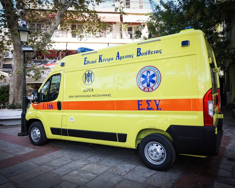 Θεσσαλονίκη: 7χρονος τραυματίστηκε από τζαμαρία – «Γέφυρα» σωτηρίας συνοδεία της ομάδας ΔΙΑΣ