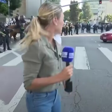Δημοσιογράφος δέχτηκε πλαστικές σφαίρες από αστυνομικό