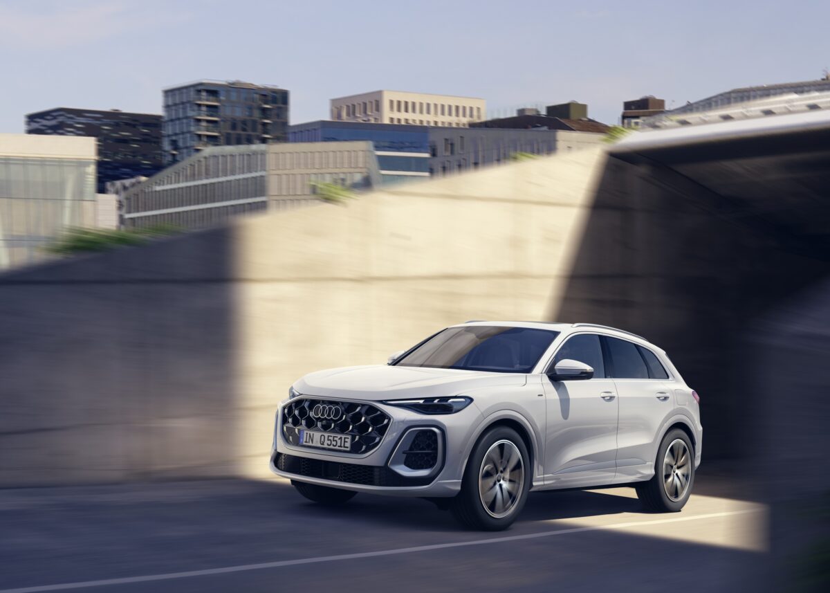 Audi_Q5_SUV_e-hybrid-01