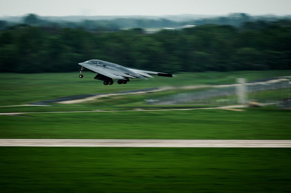 A B-2 Spirit stealth bombe