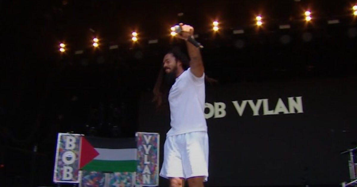 Glastonbury Festival: Salo with Bob Vylan who shouted “death in IDF”