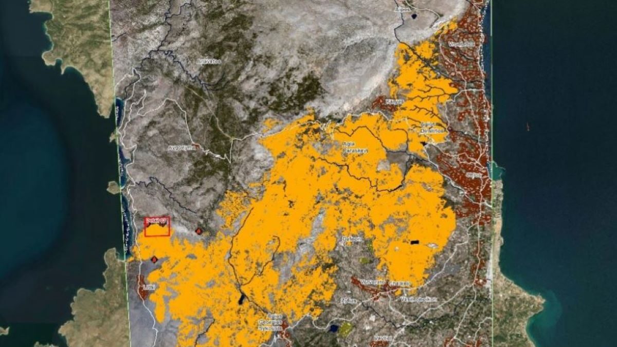 Η αποτύπωση της φωτιάς στη Χίο από δορυφόρο