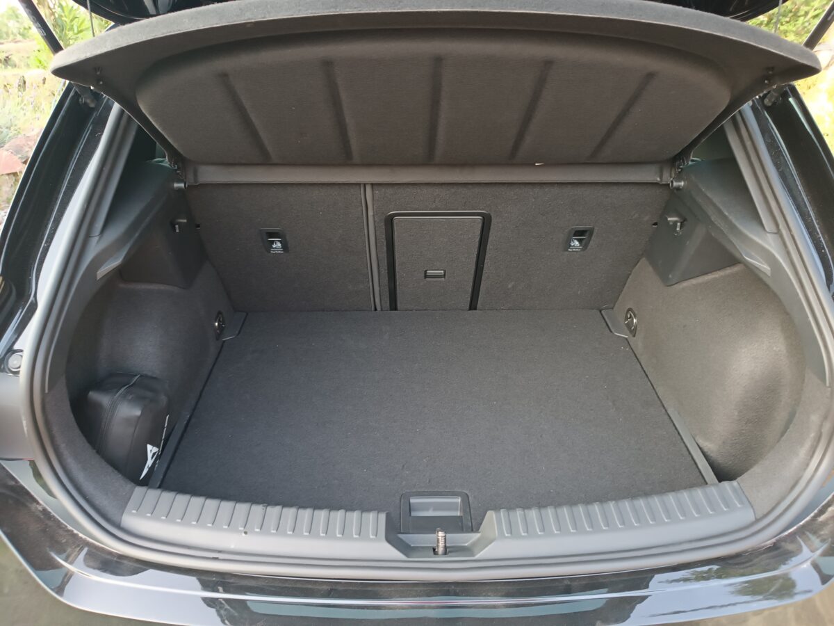 cupra-leon-1-5-etsi-dsg