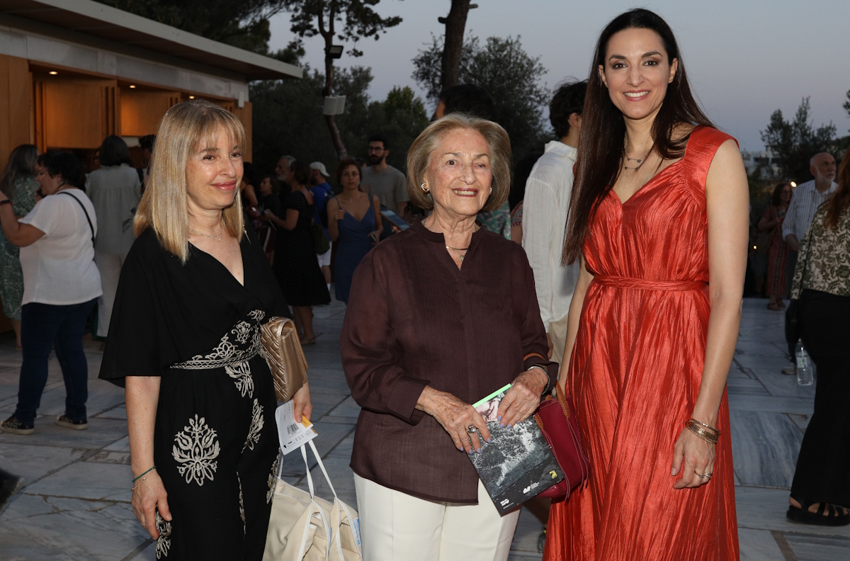 Δάφνη Σημίτη, Κατερίνα Ευαγγελάτου