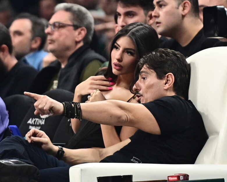 Δέσποινα Γιαννακοπούλου: «Στοχοποιήθηκα με χυδαία, απάνθρωπα και απροκάλυπτα σεξουαλικά συνθήματα, συνένοχοι οι Αγγελόπουλοι»