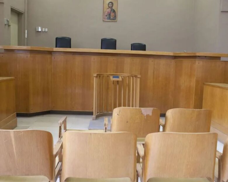 Θεσσαλονίκη: 13 χρόνια και 7 μήνες φυλακή στον 43χρονο που προσπάθησε να σκοτώσει την 42χρονη πρώην σύντροφό του – Καταδίκη και στο Εφετείο