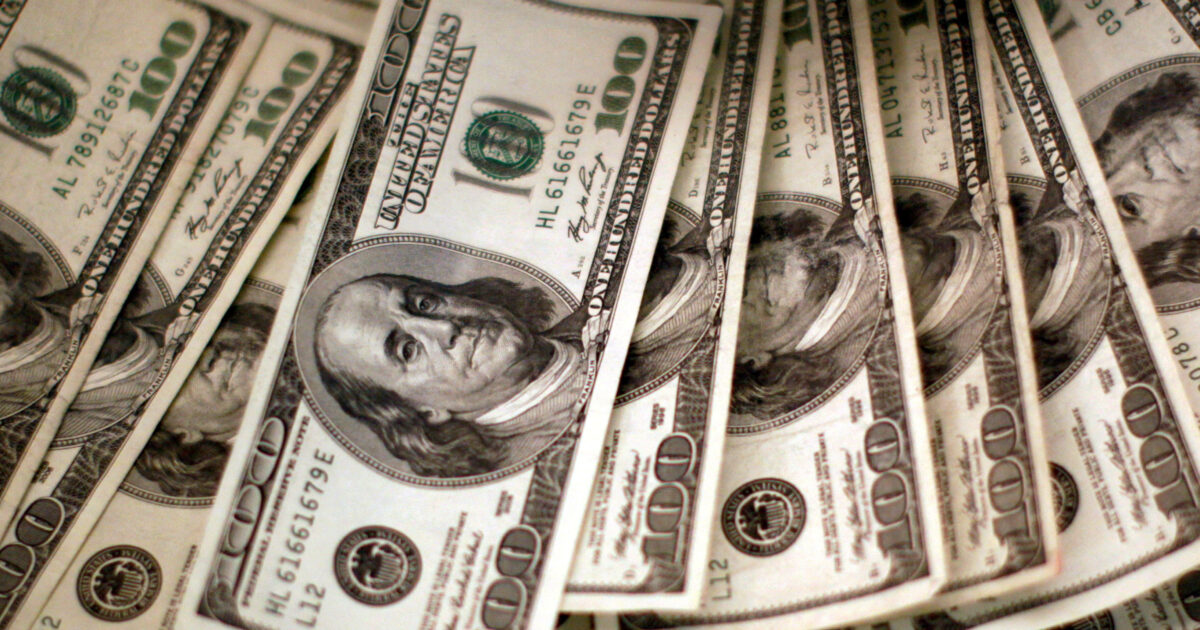 The dollar is weakened while Trump examines Fed president replacement earlier