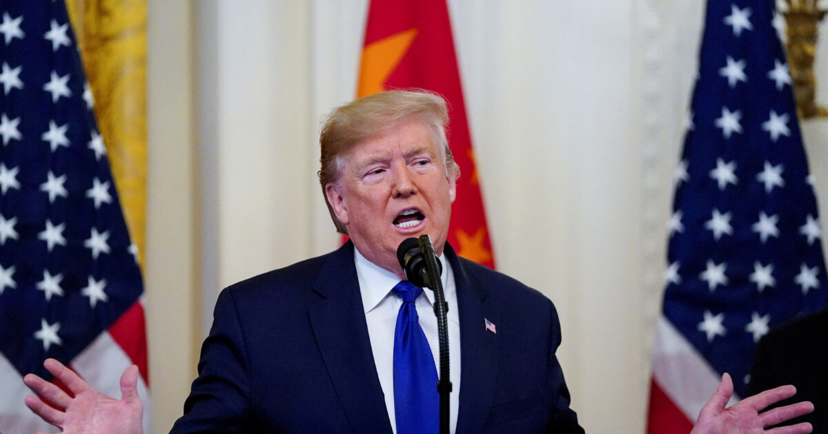 New Trump threats for unilateral duties: With letters will inform his commercial partners