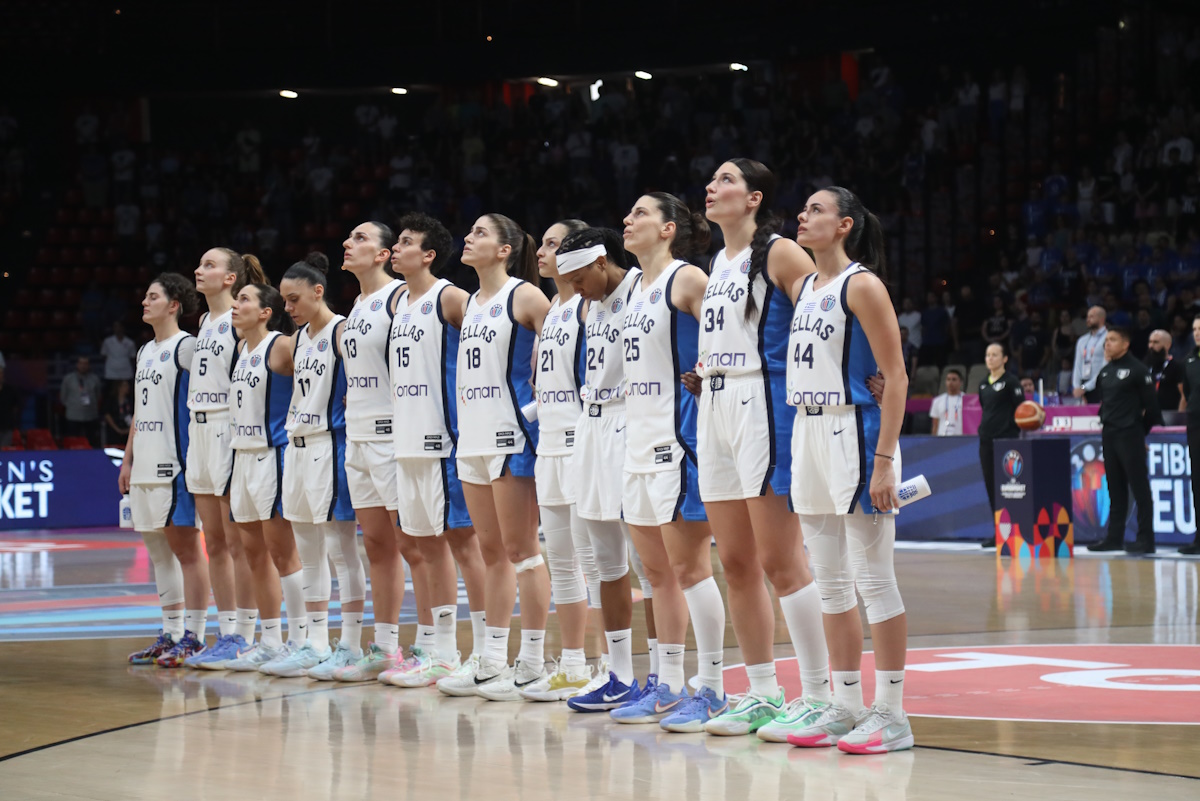 Η εθνική μπάσκετ γυναικών (ΦΩΤΟ ΜΑΡΚΟΣ ΧΟΥΖΟΥΡΗΣ