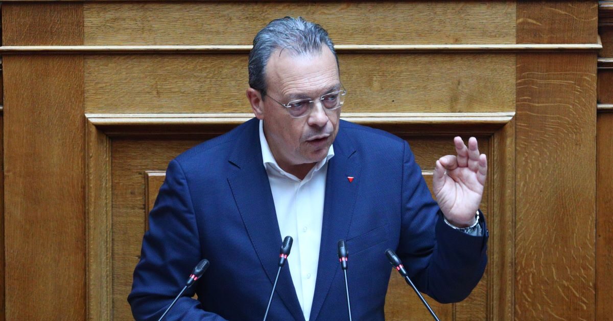 Σωκράτης Φάμελλος: Το καθεστώς Μητσοτάκη κάνει ό,τι μπορεί για να κρύψει την αλήθεια και τις ευθύνες για τα Τέμπη