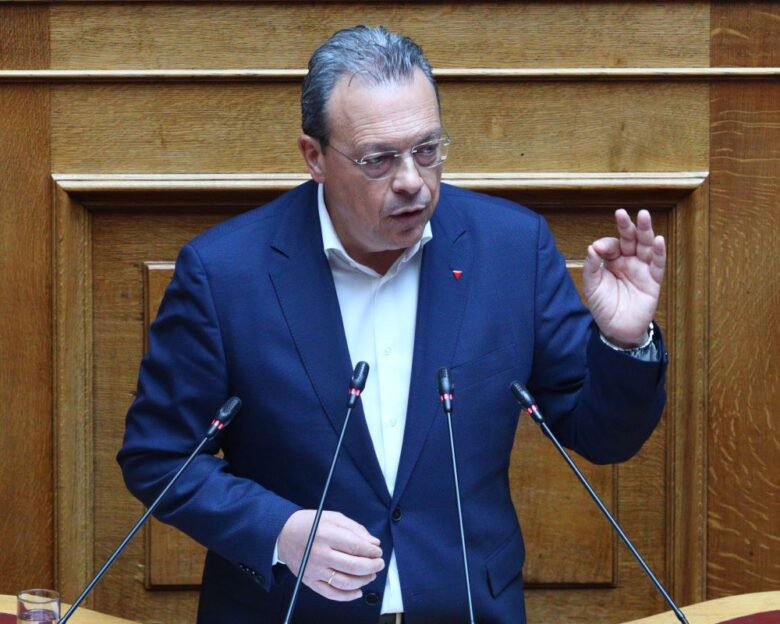 Σωκράτης Φάμελλος: Το καθεστώς Μητσοτάκη κάνει ό,τι μπορεί για να κρύψει την αλήθεια και τις ευθύνες για τα Τέμπη